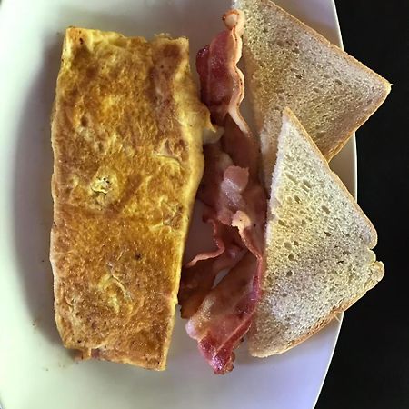 טורטוגוארו Manatus Hotel מראה חיצוני תמונה