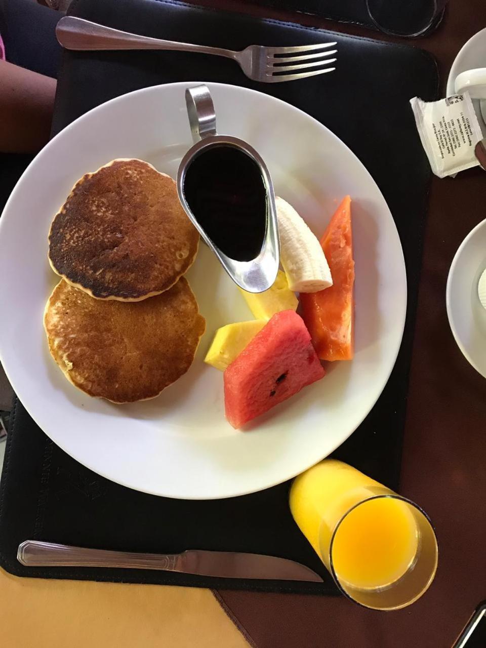 טורטוגוארו Manatus Hotel מראה חיצוני תמונה